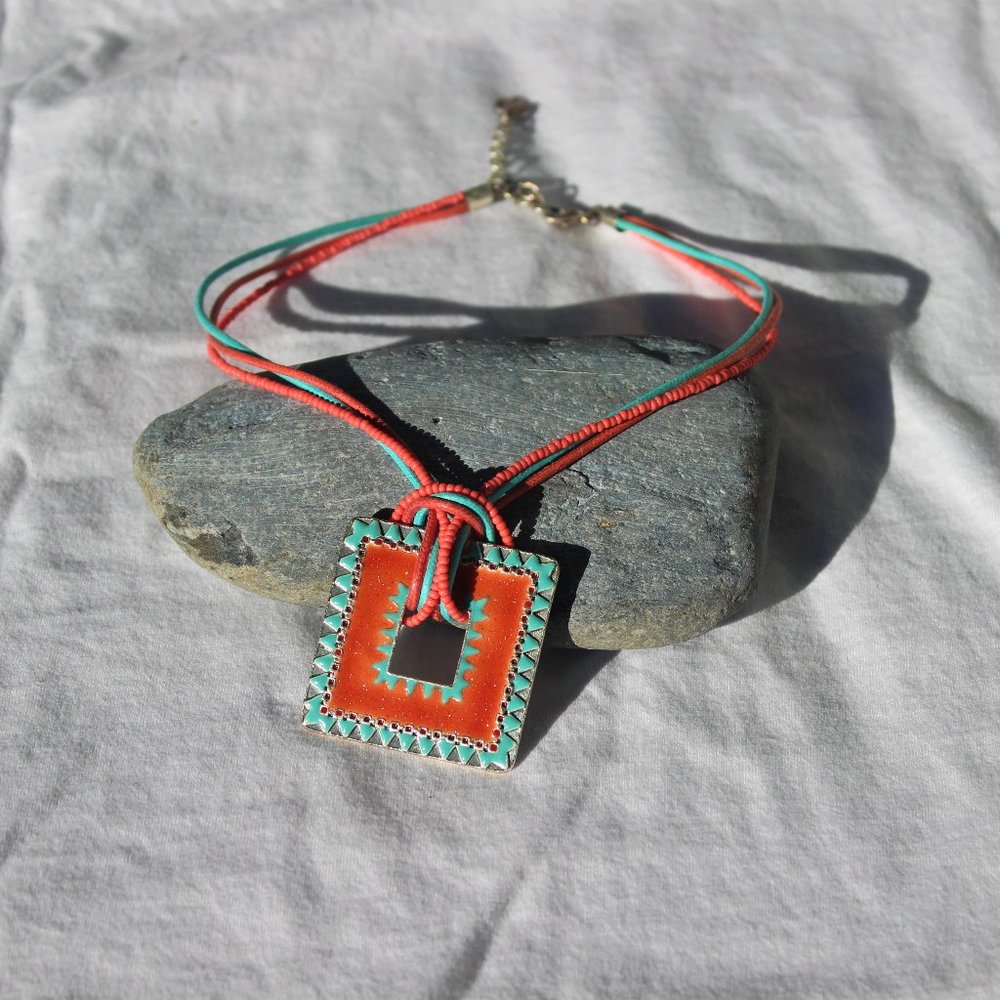 Ikita Choker Necklace Coral